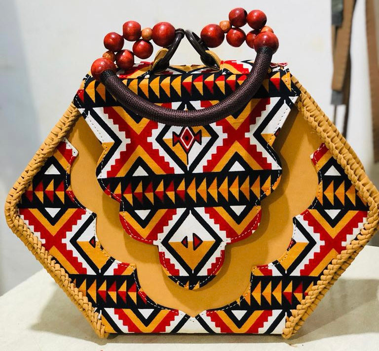 Axim Hexagon Purse