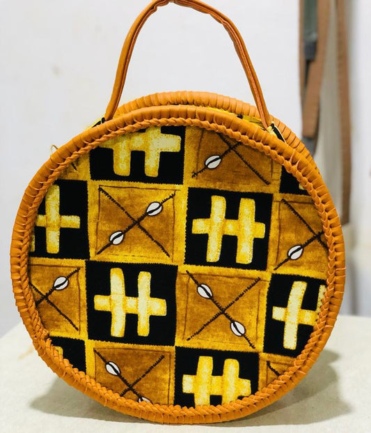 Suhum Circle Purse